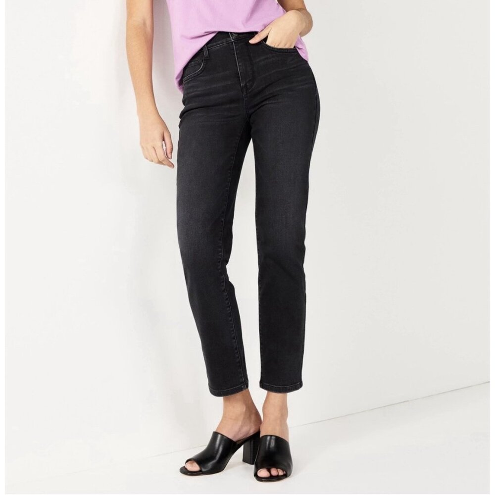Nine West Sculpting Slim Straight Black  Jeans Size 4